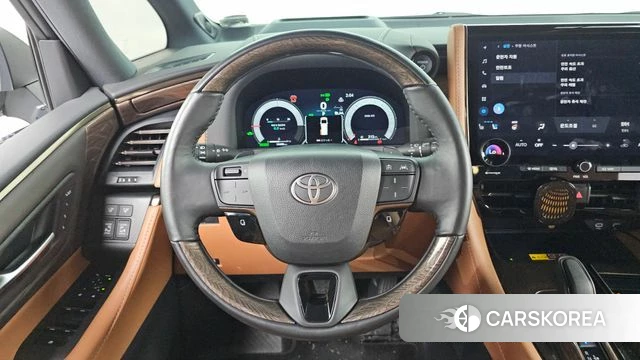 Toyota Alphard 4th Generation 2025 Белый из Кореи, фото 3