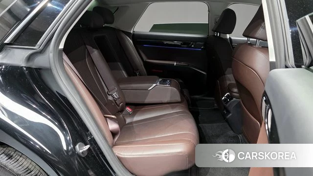 Hyundai Grandeur Hybrid (GN7) 2023 Черный из Кореи, фото 3