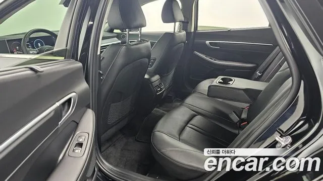 Hyundai Sonata D Edge Hybrid (DN8) 2023 Черный из Кореи, фото 3