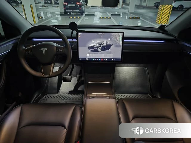 Tesla Model Y 2023 Черный из Кореи, фото 3