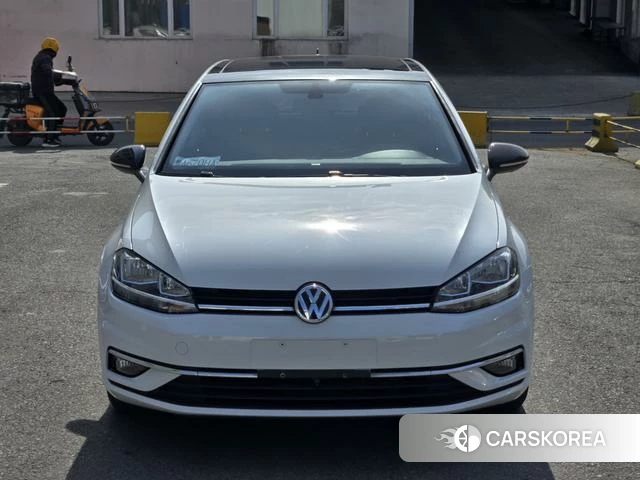 Volkswagen Golf 2019 Белый из Китая, фото 3