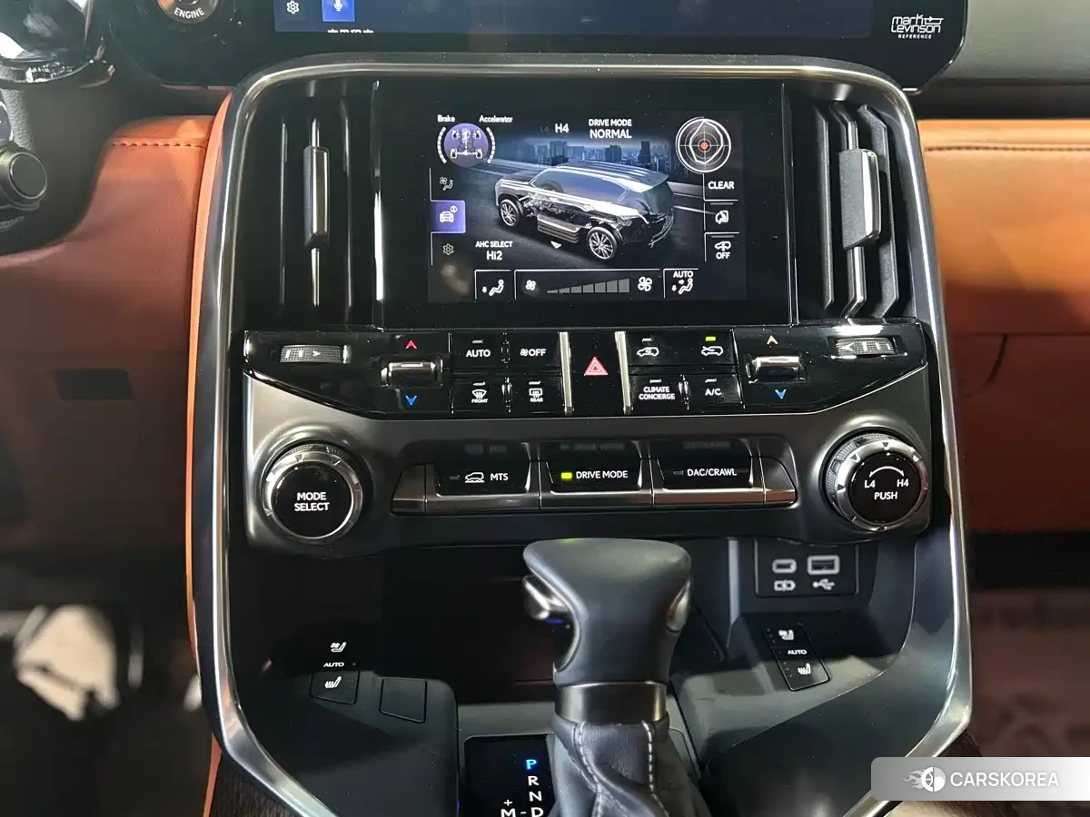 Lexus LX 2026 Черный из Китая, фото 3