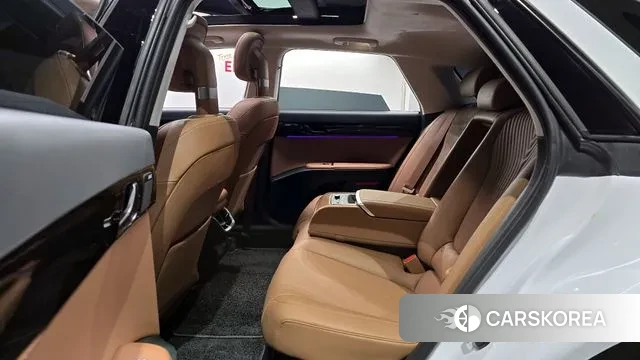 Hyundai Grandeur Hybrid (GN7) 2024 Белый из Кореи, фото 3