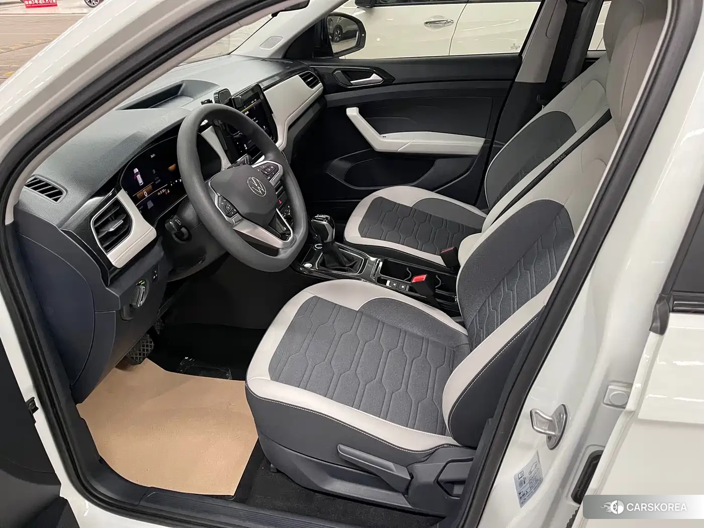 Volkswagen Tharu 2026 Белый из Китая, фото 3