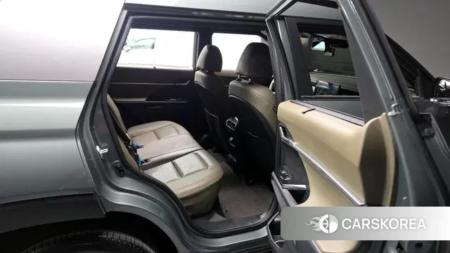 Ssangyong Torres 2022 Зеленый из Кореи, фото 3