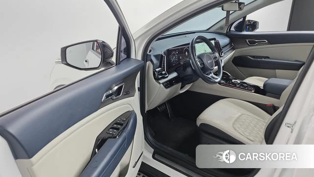 Kia Sportage 5th Generation Hybrid 2022 Белый из Кореи, фото 3