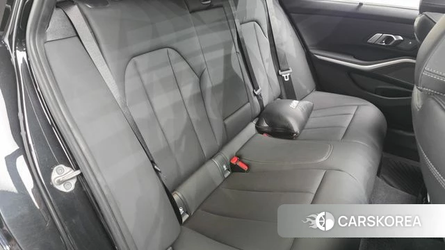 BMW 3 Series (G20) 2023 Черный из Кореи, фото 3