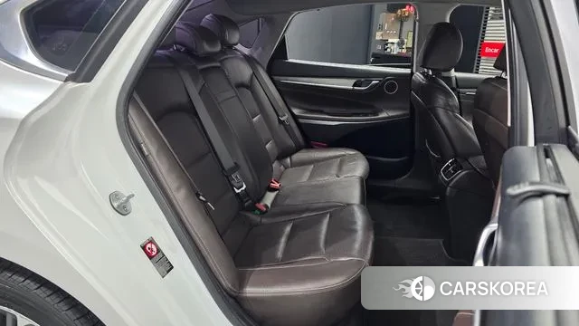 Hyundai Grandeur IG 2018 Белый из Кореи, фото 3