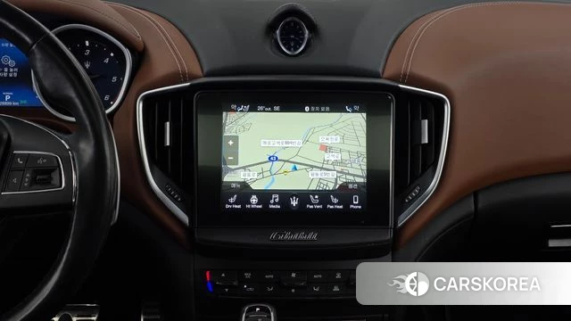 Maserati Ghibli 2019 Белый из Кореи, фото 3