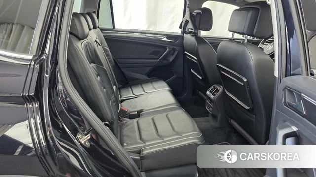 Volkswagen Tiguan Allspace 2018 Черный из Кореи, фото 3