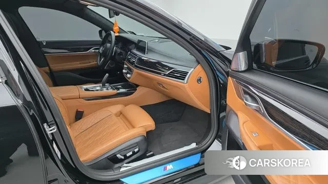 BMW 7 Series (G11) 2022 Черный из Кореи, фото 3