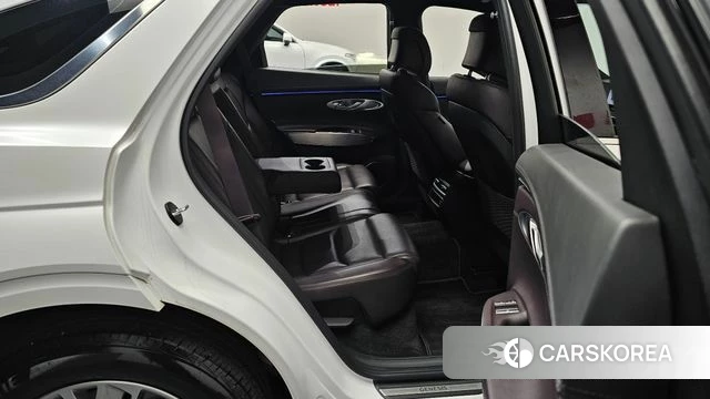 Genesis GV70 2024 Белый из Кореи, фото 3