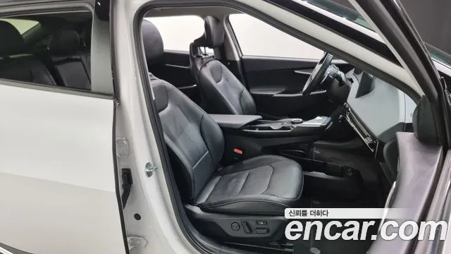 Kia EV6 2022 Белый из Кореи, фото 3