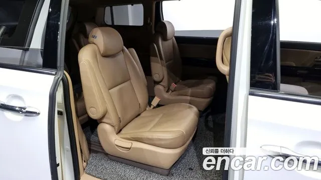 Kia The New Carnival id 2405935 из Кореи 3