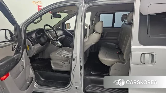 Hyundai The New Grand Starex 2019 Серебристо-серый из Кореи, фото 3