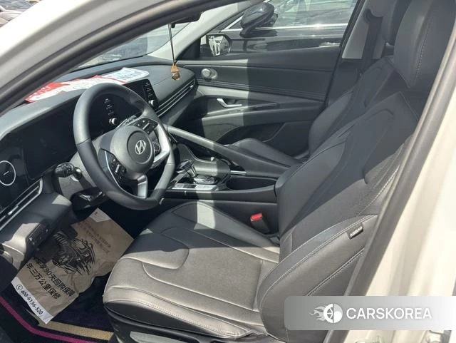 Hyundai Elantra 2024 Белый из Китая, фото 3