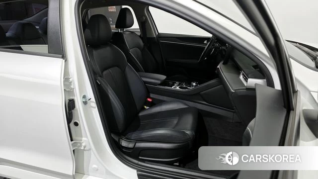 Kia K5 3rd generation 2021 Белый из Кореи, фото 3