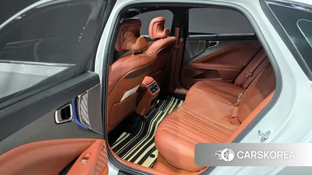 Kia The New K8 Hybrid 2025 Белый из Кореи, фото 3