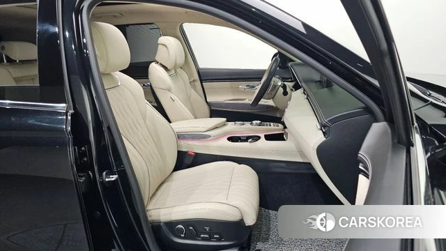 Genesis GV70 2023 Черный из Кореи, фото 3