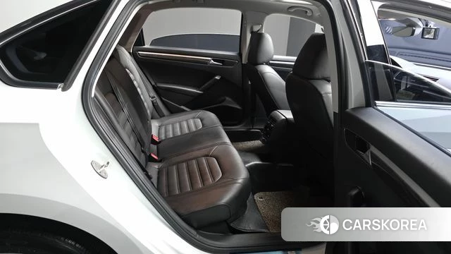 Volkswagen The New Passat 2018 Белый из Кореи, фото 3