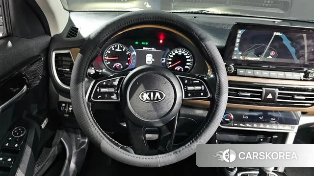 Kia Seltos 2019 Белый из Кореи, фото 3