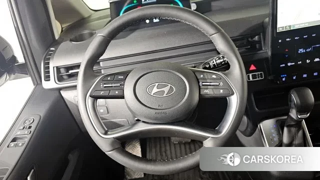 Hyundai Staria 2025 Белый из Кореи, фото 3