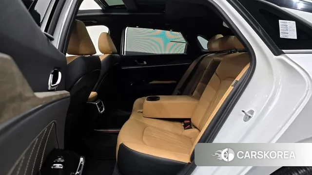 Kia K5 3rd generation 2023 Белый из Кореи, фото 3