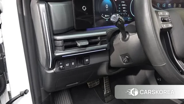 Hyundai Santa Fe (MX5) 2024 Белый из Кореи, фото 3