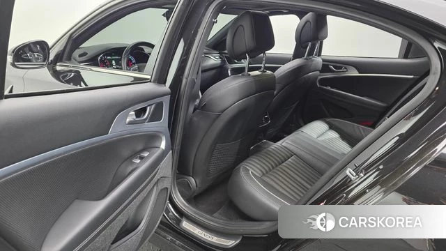 Genesis G70 2018 Черный из Кореи, фото 3