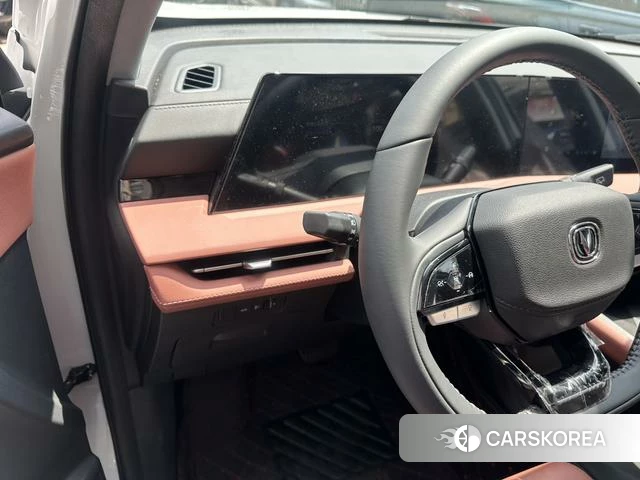 Chang'an CS75 PLUS 2024 Белый из Китая, фото 3