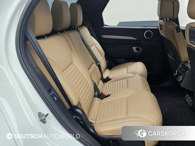Land Rover Discovery 5 2025 Белый из Кореи, фото 3