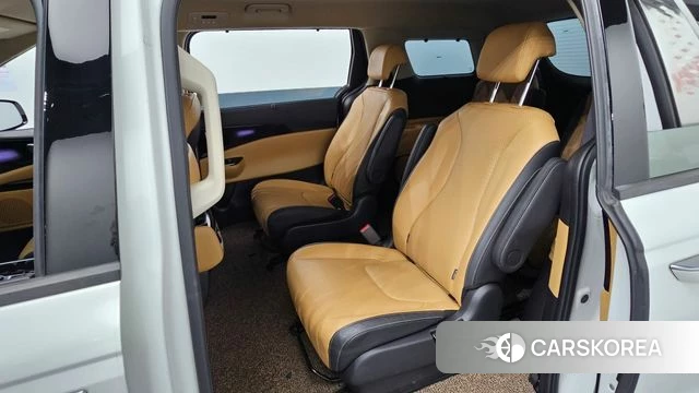 Kia Carnival 4th generation 2023 Белый из Кореи, фото 3