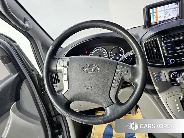 Hyundai The New Grand Starex 2018 Серебристо-серый из Кореи, фото 3