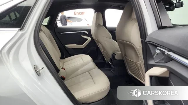 Audi A3 (8Y) 2022 Белый из Кореи, фото 3