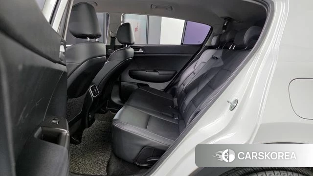 Kia Sportage The Bold 2018 Белый из Кореи, фото 3