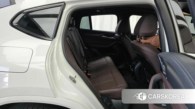 BMW X4 (G02) 2025 Белый из Кореи, фото 3