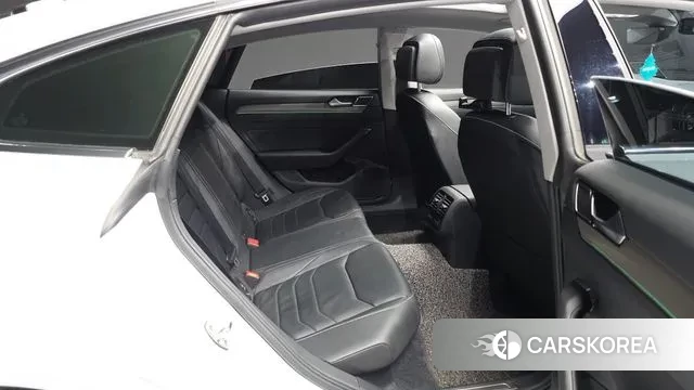 Volkswagen Arteon 2019 Белый из Кореи, фото 3