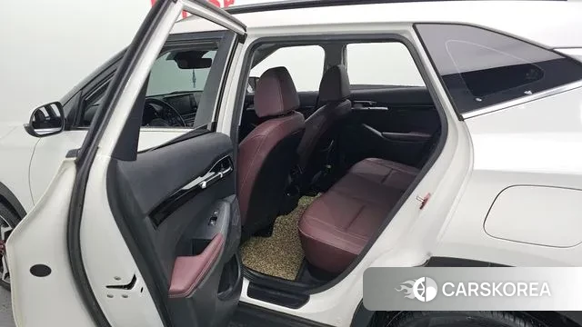 Kia Seltos 2019 Белый из Кореи, фото 3