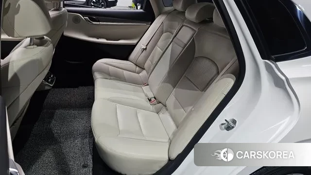 Hyundai The New Grandeur IG Hybrid 2022 Белый из Кореи, фото 3