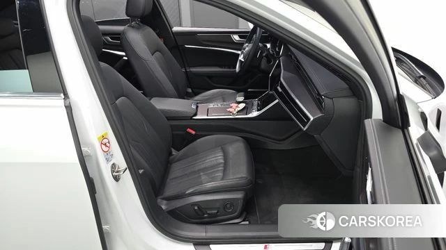 Audi A6 (C8) 2023 Белый из Кореи, фото 3