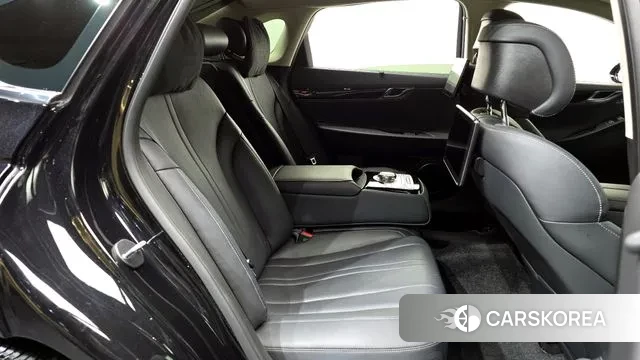 Genesis G80 (RG3) 2023 Черный из Кореи, фото 3