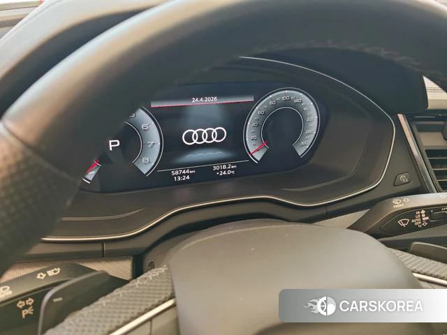 Audi Q5L 2022 Черный из Китая, фото 3