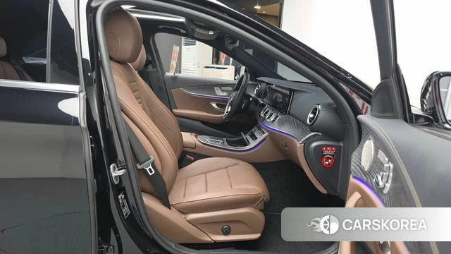 Mercedes-Benz E-Class W213 2022 Черный из Кореи, фото 3