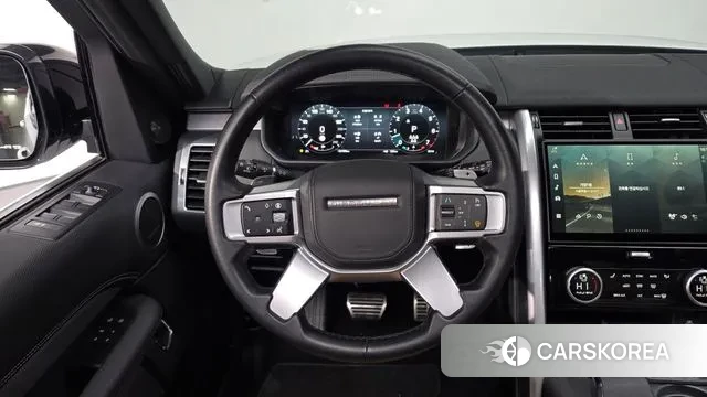 Land Rover Discovery 5 2024 Белый из Кореи, фото 3