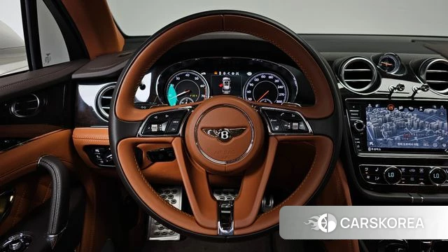 Bentley Bentayga 2018 Жемчужный цвет из Кореи, фото 3