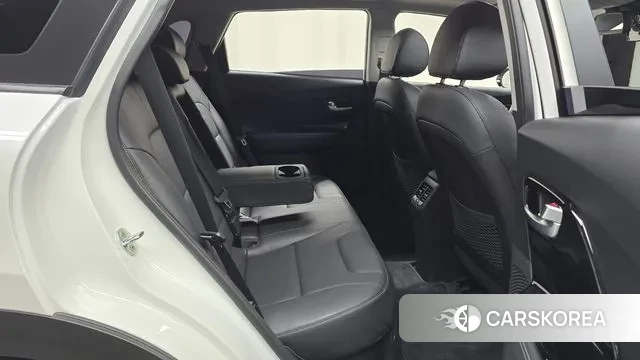 Kia Niro 2018 Белый из Кореи, фото 3