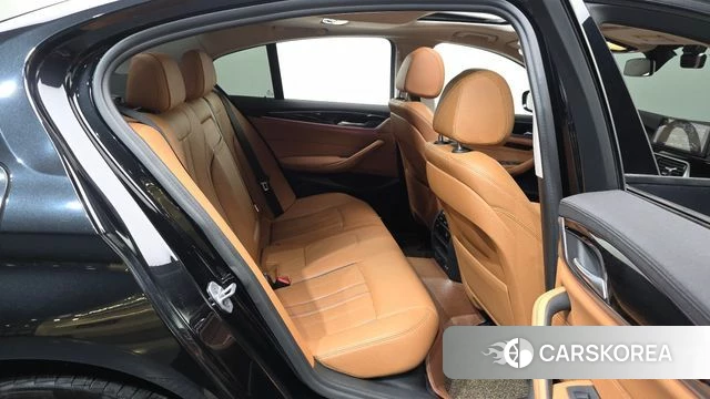 BMW 5 Series (G30) 2019 Черный из Кореи, фото 3