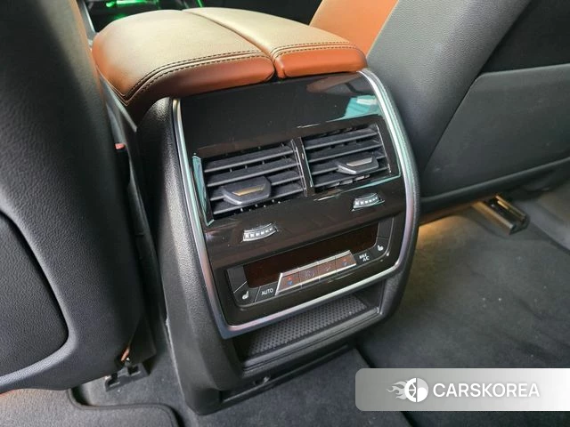 BMW X5 (G05) 2024 Черный из Кореи, фото 3