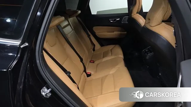 Volvo XC60 second Generation 2020 Черный из Кореи, фото 3