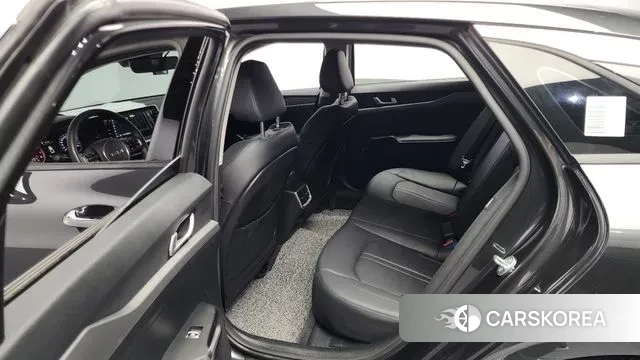 Kia K5 3rd generation 2023 Серый из Кореи, фото 3